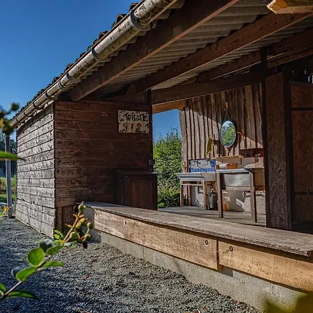 Nuit *é* Toilée à La Ferme Du Petit Puyaume Montravers