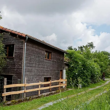 Glamping Nuit *é* Toilée à La Ferme Du Petit Puyaume
