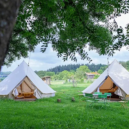 Glamping Nuit *é* Toilée à La Ferme Du Petit Puyaume